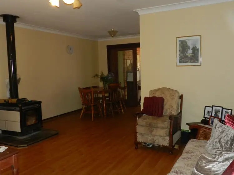 Fifth view of Homely house listing, 8 Emma Street, Goulburn NSW 2580