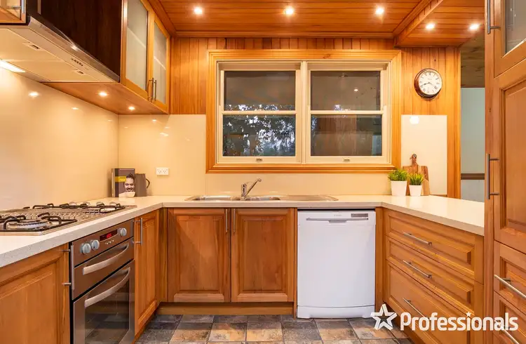Sixth view of Homely house listing, 35 View Street, Mount Evelyn VIC 3796
