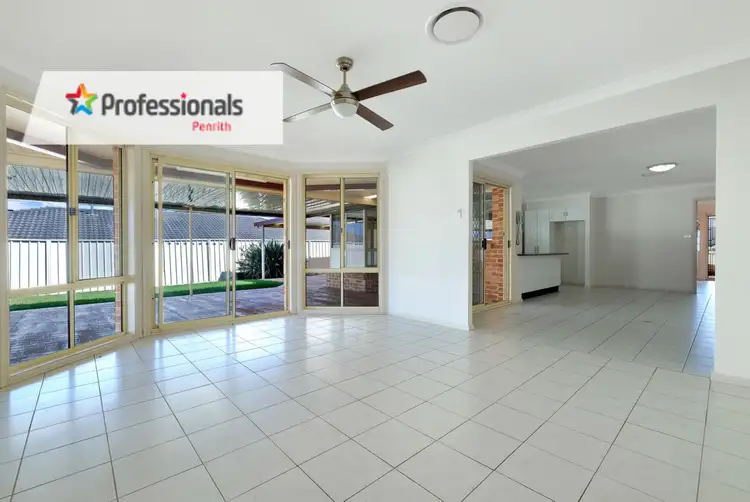 Fifth view of Homely house listing, 16 Knox Street, Glenmore Park NSW 2745