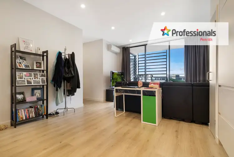Fifth view of Homely unit listing, 705/81B Lord Sheffield Circuit, Penrith NSW 2750