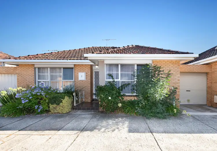 2/9 Lewis Street, Kingsville VIC 3012