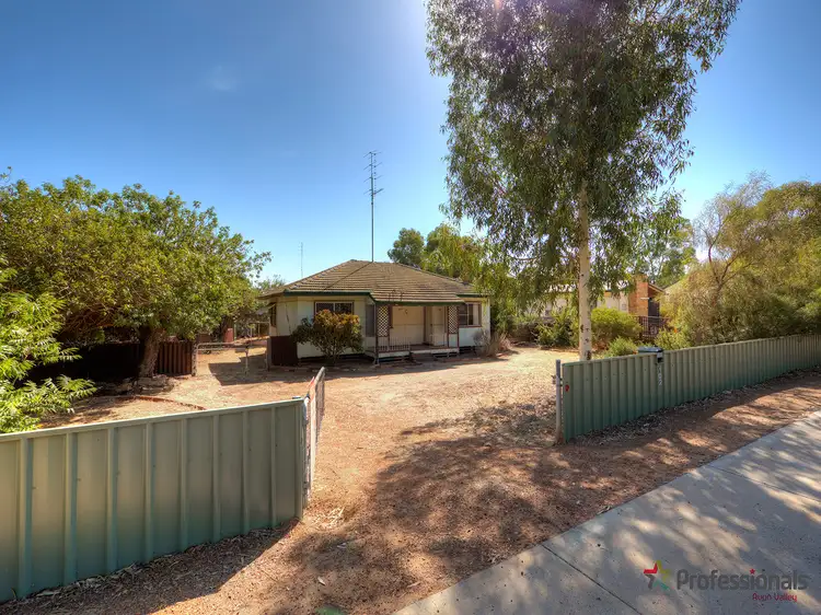 102 Newcastle Road, Northam WA 6401