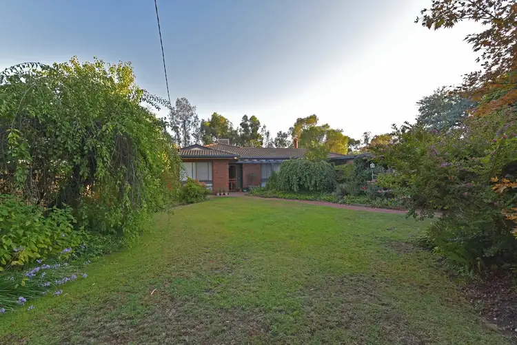 Main view of Homely house listing, 10 Furphy Avenue, Kialla VIC 3631