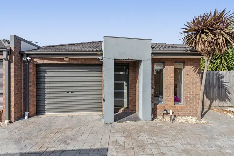 4/4 McRae Avenue, St Albans VIC 3021
