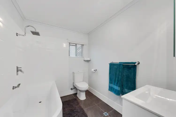 Sixth view of Homely apartment listing, 4/473-479 McCoombe Street, Mooroobool QLD 4870