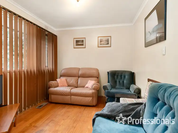Sixth view of Homely house listing, 5 Gladesville Drive, Kilsyth VIC 3137