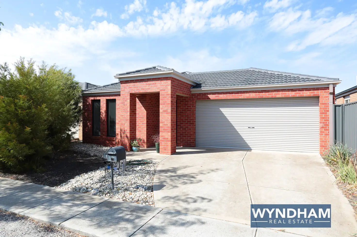 Main view of Homely house listing, 7 Hoddle Link, Manor Lakes VIC 3024