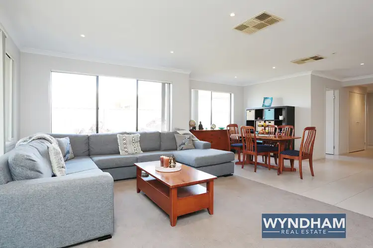 Fifth view of Homely house listing, 7 Hoddle Link, Manor Lakes VIC 3024