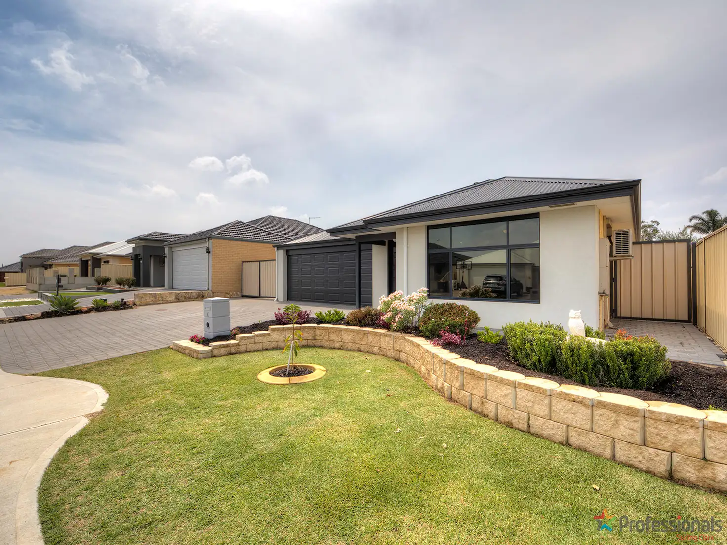 Main view of Homely house listing, 42 Fennell Crescent, Wattle Grove WA 6107