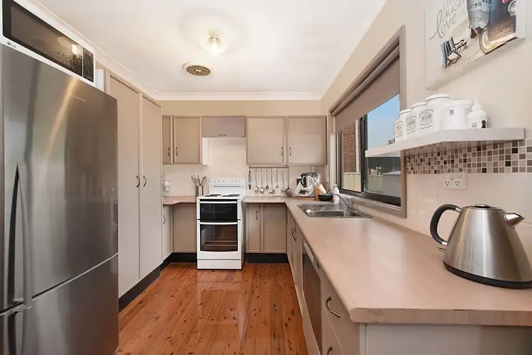 Second view of Homely house listing, 5 Galway Crescent, Metford NSW 2323