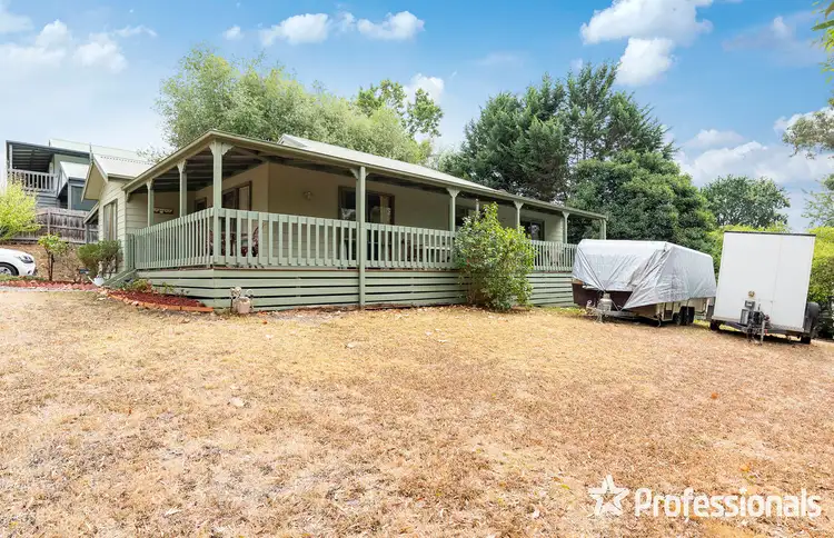 Third view of Homely house listing, 25 Belair Close, Seville VIC 3139