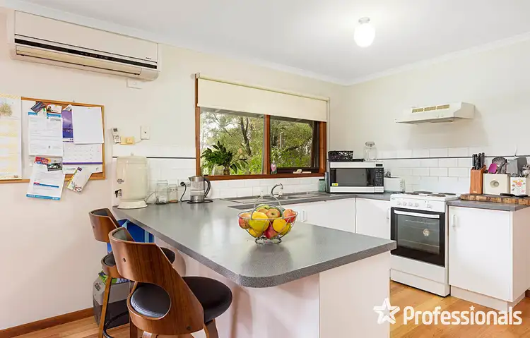 Fifth view of Homely house listing, 25 Belair Close, Seville VIC 3139