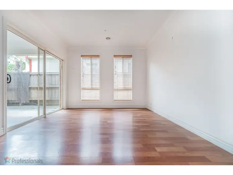 Sixth view of Homely house listing, 19 Beechville Place, Craigieburn VIC 3064