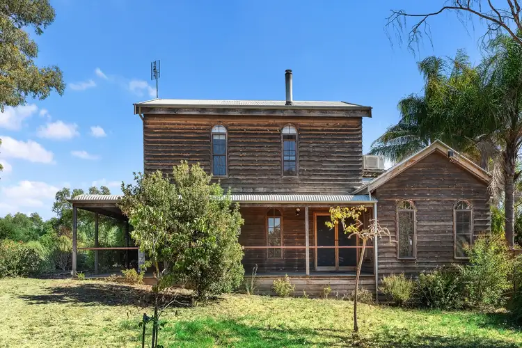 1 Stoneham Street, Golden Square VIC 3555