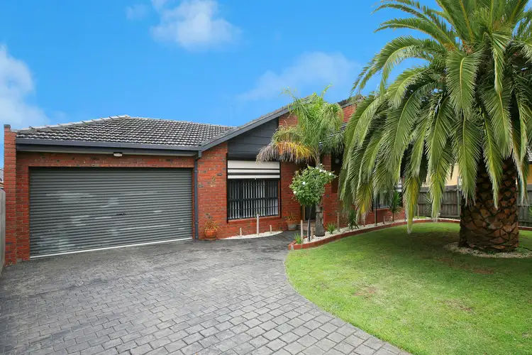 2 Fergus Court, Sydenham VIC 3037