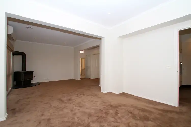 Third view of Homely house listing, 7 Celendine Place, Hillside VIC 3037