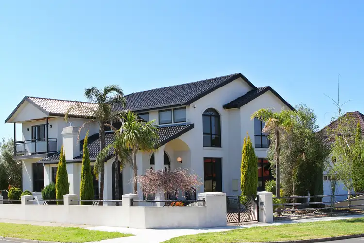 Main view of Homely house listing, 118 Chichester Drive, Taylors Lakes VIC 3038