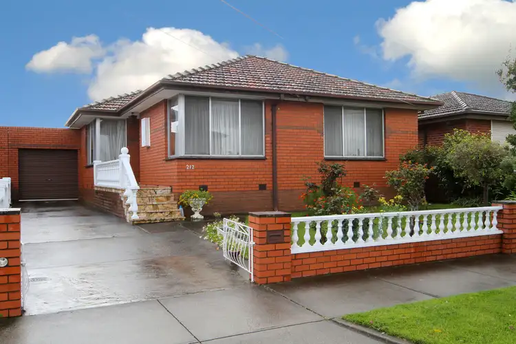 212 O'Hea Street, Pascoe Vale South VIC 3044