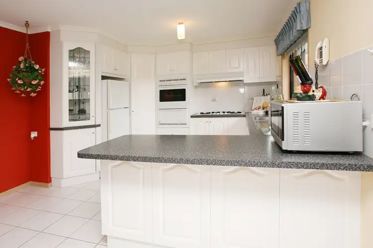 Fourth view of Homely house listing, 2A Vanessa Way, Delahey VIC 3037