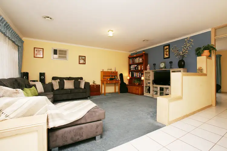 Fifth view of Homely house listing, 2A Vanessa Way, Delahey VIC 3037