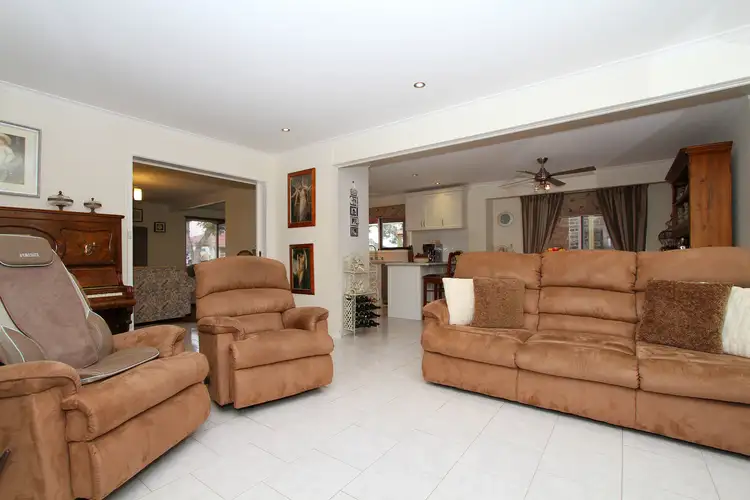 Fifth view of Homely house listing, 4 Bunarong Close, Keilor Downs VIC 3038