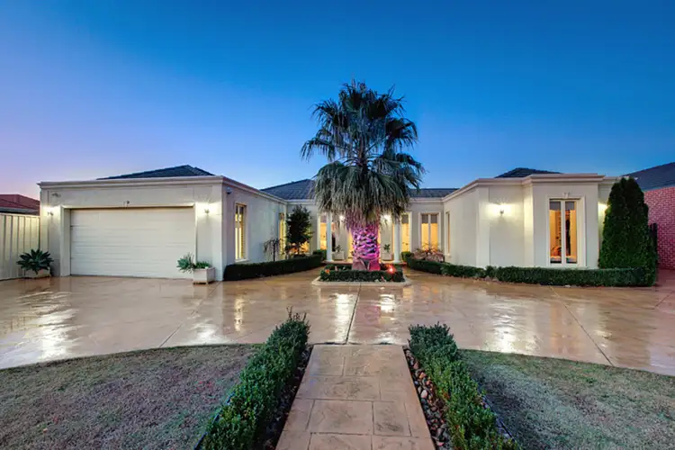Second view of Homely house listing, 16 Balonne Close, Taylors Lakes VIC 3038