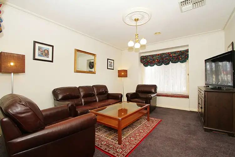 Second view of Homely house listing, 5 Solent Crescent, Taylors Lakes VIC 3038