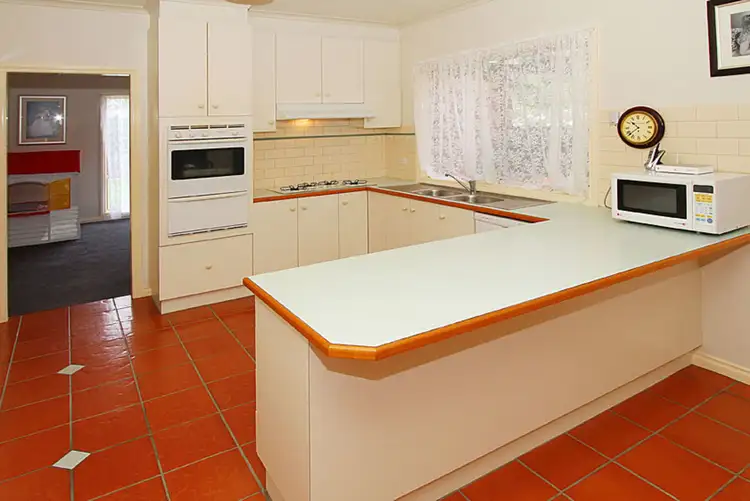 Fourth view of Homely house listing, 5 Solent Crescent, Taylors Lakes VIC 3038