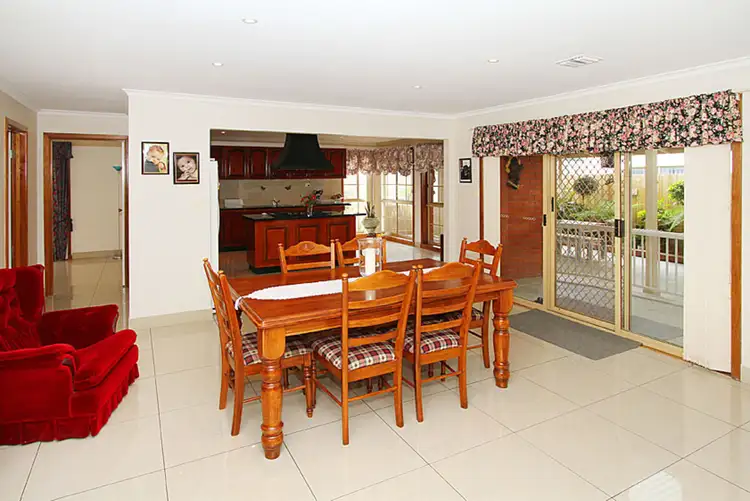 Seventh view of Homely house listing, 20 Parmelia Drive, Taylors Lakes VIC 3038