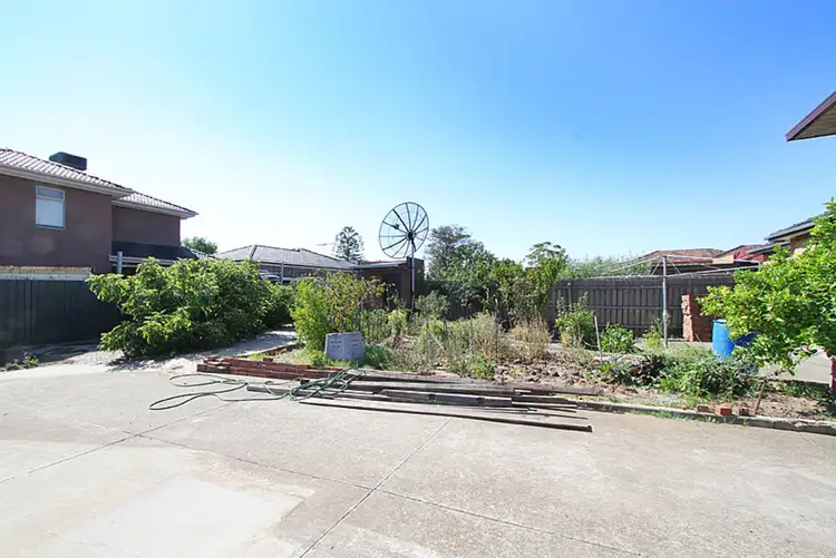 Fourth view of Homely house listing, 1 Harcourt Avenue, St Albans VIC 3021