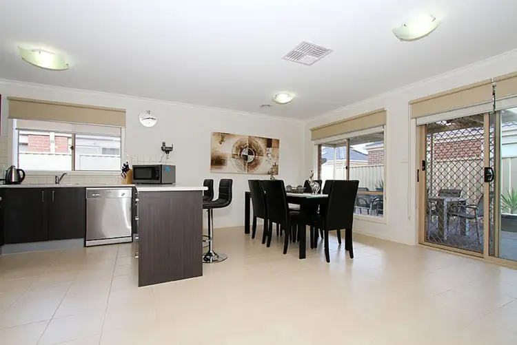Sixth view of Homely house listing, 25 David Circuit, Hillside VIC 3037