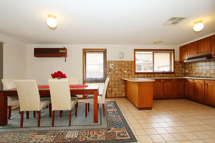 Fifth view of Homely house listing, 7 Snowdon Close, Keilor Downs VIC 3038