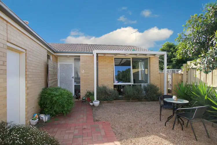 41 Village Avenue, Taylors Lakes VIC 3038