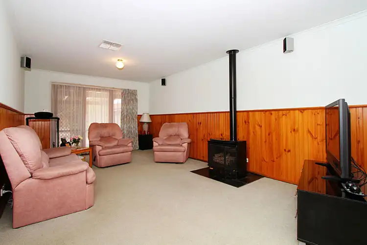Third view of Homely house listing, 5 Hawea Court, Taylors Lakes VIC 3038