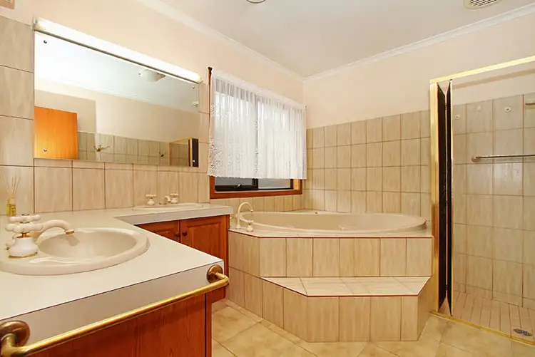 Fifth view of Homely house listing, 35 Pindari Avenue, Taylors Lakes VIC 3038