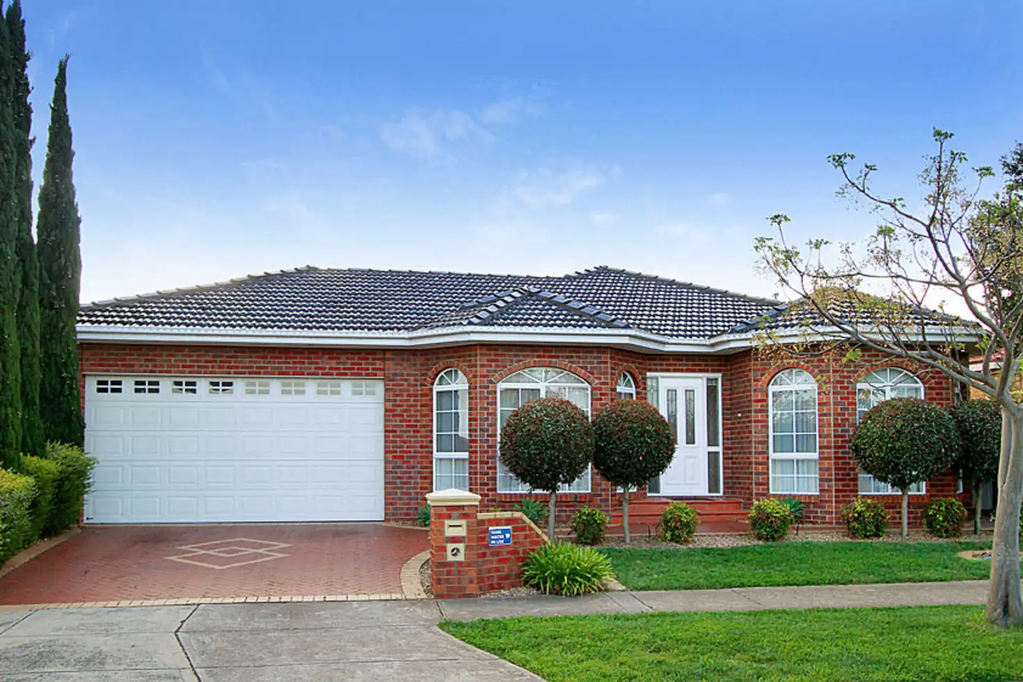 Main view of Homely house listing, 21 Bradley Drive, Hillside VIC 3037