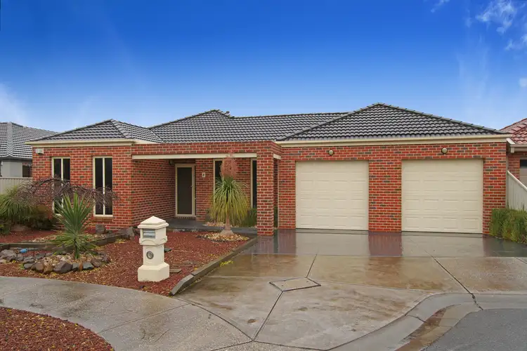 4 Georges Court, Taylors Hill VIC 3037