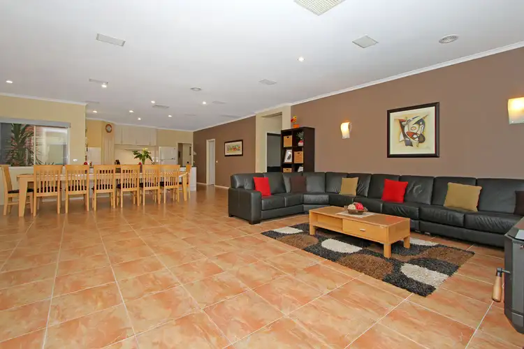 Sixth view of Homely house listing, 4 Georges Court, Taylors Hill VIC 3037