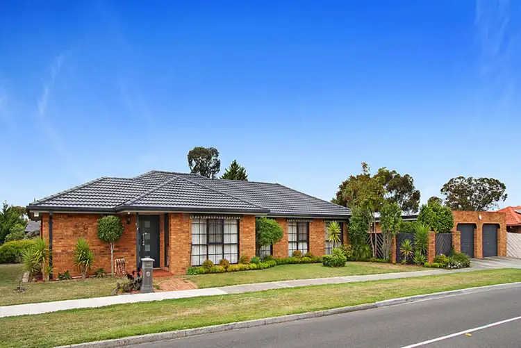 9 Apollo Road, Taylors Lakes VIC 3038