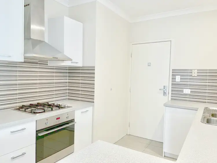 Seventh view of Homely house listing, 5/31-33 Woodloes Street, Cannington WA 6107