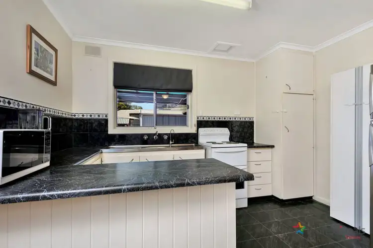 Fifth view of Homely house listing, 5 Witonga Avenue, Salisbury North SA 5108