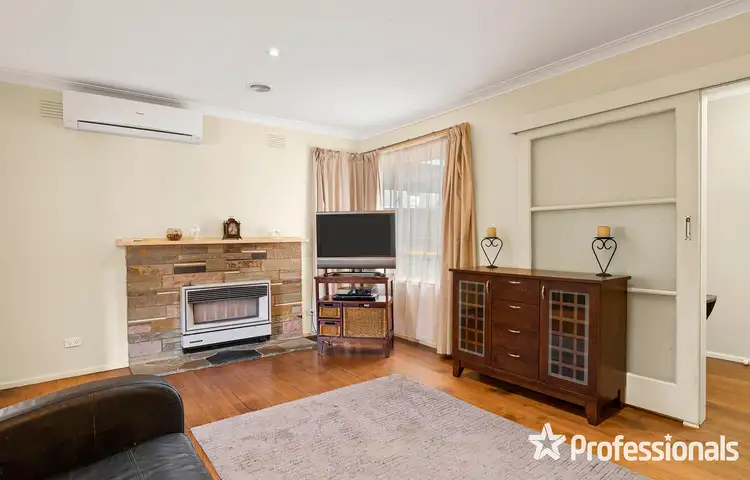 Second view of Homely house listing, 20 Mountain View Road, Kilsyth VIC 3137