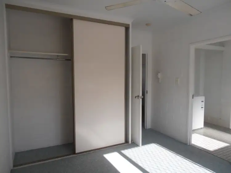 Seventh view of Homely unit listing, 10/10 Springfield Crescent, Manoora QLD 4870