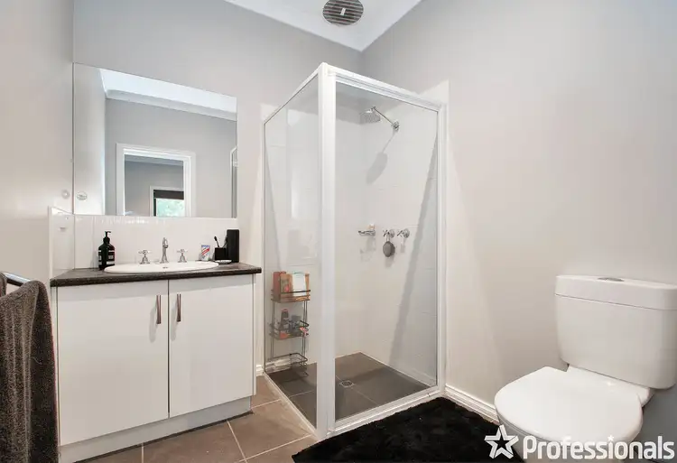 Sixth view of Homely unit listing, 7a Ricky Court, Mooroolbark VIC 3138