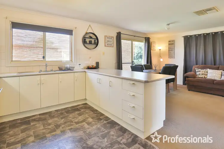 Sixth view of Homely villa listing, 13 Ashwood Court, Mildura VIC 3500
