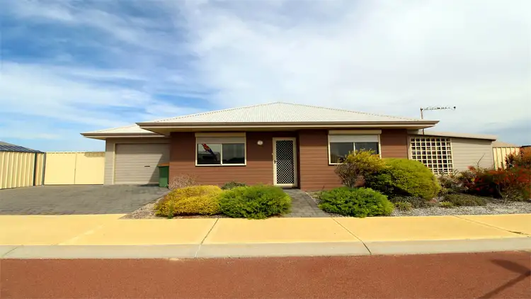 8 Little Lagoon Way, Jurien Bay WA 6516
