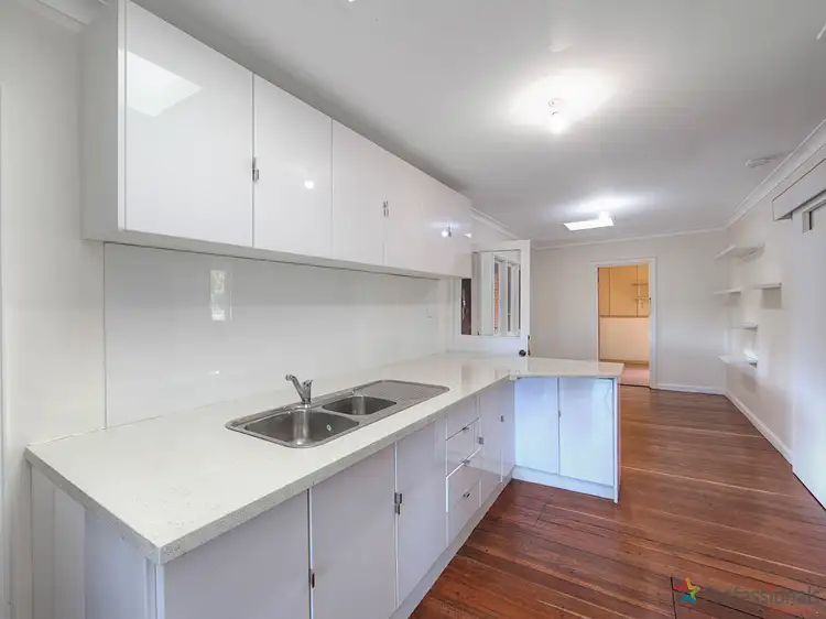 67 Third Avenue, Kelmscott WA 6111