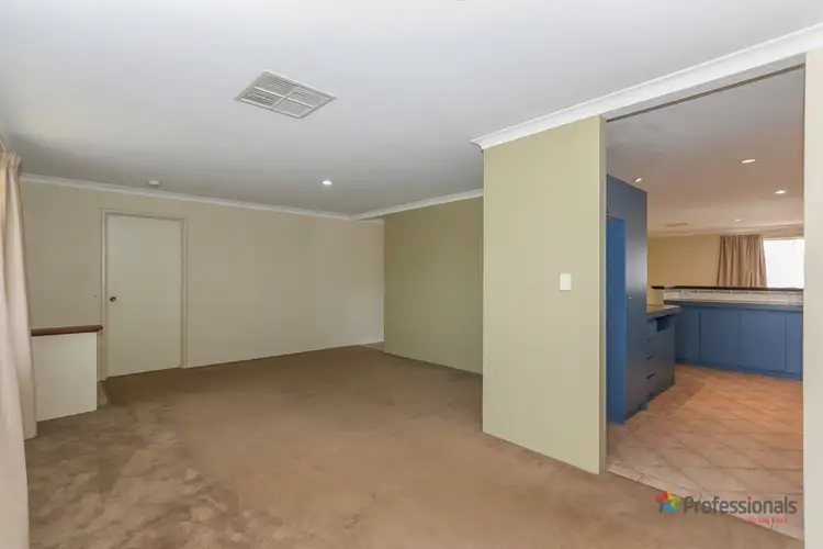 Fifth view of Homely house listing, 6 Agate Way, Maida Vale WA 6057