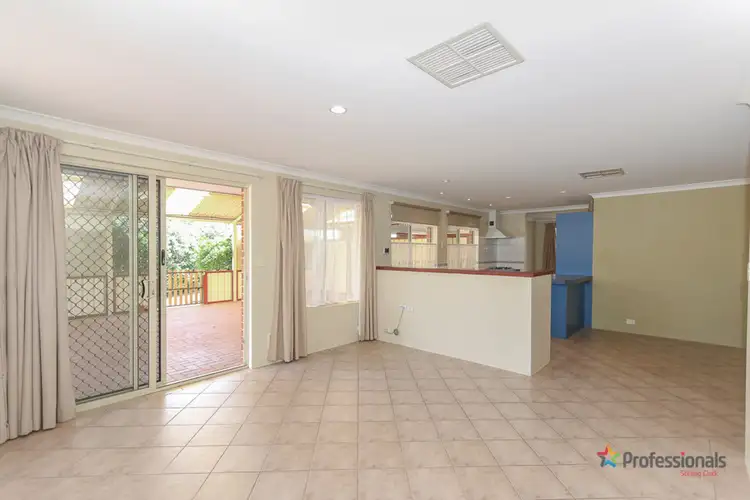 Sixth view of Homely house listing, 6 Agate Way, Maida Vale WA 6057