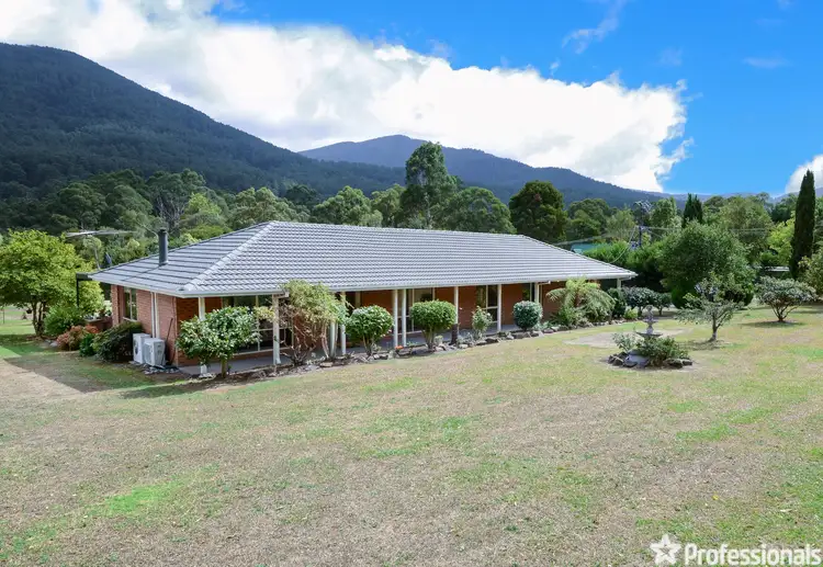 5 Hazelwood Road, East Warburton VIC 3799